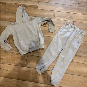 Abercrombie and Fitch kids gray hoodie and jogger pants set 11/12